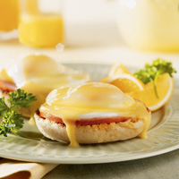 Monday's Leftovers: Cheatin' Eggs Benedict