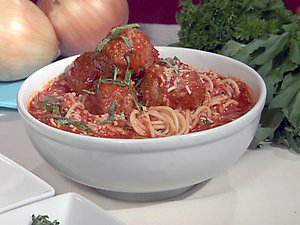 Sunday Dinner: Maroni's Spaghetti and Meatballs