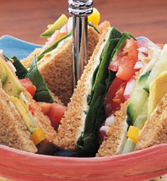 Fast & Easy Dinner: Veggie Club Sandwich