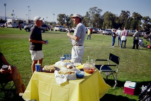 What Should I Make For My Tailgate Party?