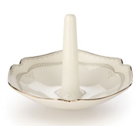 Fab Gift Guide: Engagement Presents for The Bride