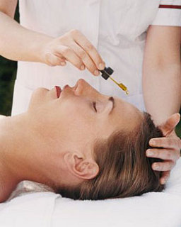 BellaSugar's Guide To Face Serums