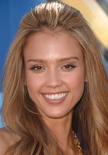 How To: Get Jessica Alba's Look at the Teen Choice Awards