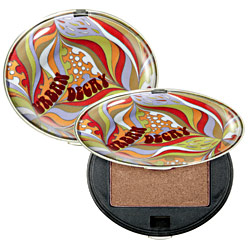 Monday Giveaway! Urban Decay Deluxe Eyeshadow 
