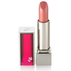 Guess Who? The Actress Whose Mum Loves Lipstick Guess Who? The Actress Whose Mum Loves Lipstick