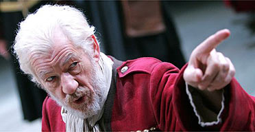 McKellen talks Gandalf vs. Dumbledore