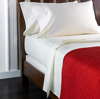 Steal of the Day:  Ivory Egyptian Cotton Sheet Set
