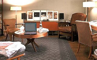 Get the Look: Carrie Bradshaw's Creative Furniture