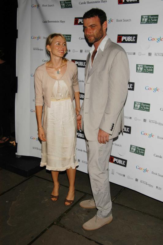96029_Naomi_Watts_MacBeth_In_The_Park_2006_Summer_Benefit_05_160lo 96029_Naomi_Watts_MacBeth_In_The_Park_2006_Summer_Benefit_05_160lo