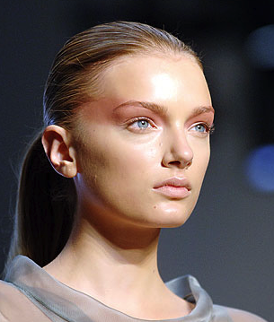 Beauty Spring Peek: The Chic Sleek Ponytail