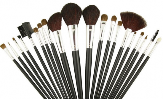 Makeup Brushes, Part II: Do-It-Yourself Brush Cleaning