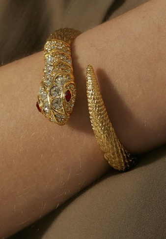 Trend Alert: Snake Motifs
