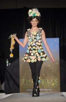capt.fwd128111006_chocolate_show_runway capt.fwd128111006_chocolate_show_runway