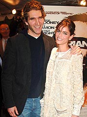Adorable Amanda Peet Gets Married