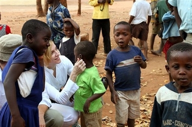Sugar Bits - Madonna's Adoption Still Really Confusing