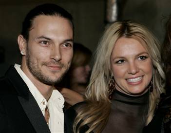 Sugar Bits - Britney and K-Fed Living Separate Party Lives