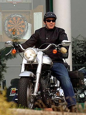 Everyone Loves Clooney Everyone Loves Clooney