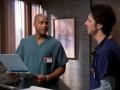 Tonight's "Scrubs" Parodies "House"