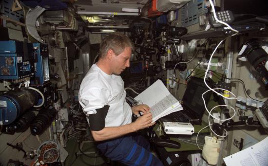 iPod Sighting Aboard the International Space Station