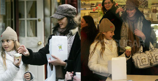 Teri Hatcher Goes on a Cupcake Outing