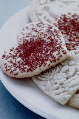 Valentine's Day Gift Guide: Show Yourself Some Love with Bakeware