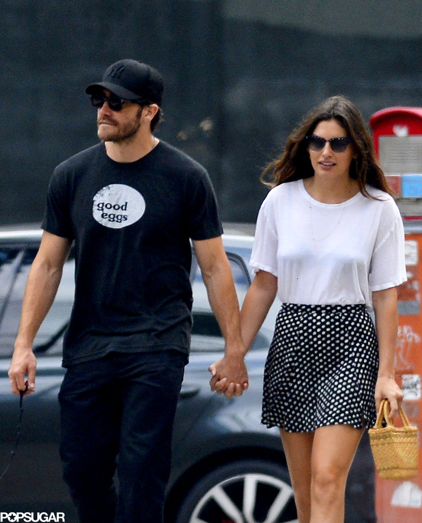 Jake Gyllenhaal and Alyssa Miller Holding Hands in NYC | POPSUGAR Celebrity